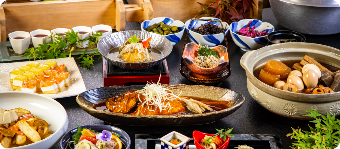 ◆食事処リニューアル記念◆期間限定【特製ローストビーフ付】料理長おすすめハーフビュッフェ和会席◆金目鯛姿煮＆鮑◆朝食はお食事処で和定食（夕朝食付き）